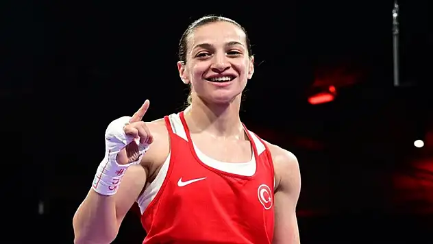 Buse Naz Çakıroğlu, yarı finale yükseldi