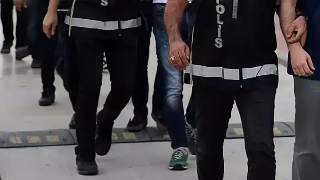 Van'da 19 terör şüphelisi gözaltına alındı