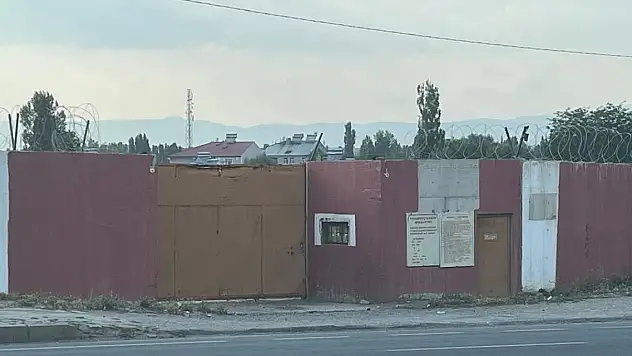 Ağrı'da Eski Cezaevi Alanı Atıl Durumda Bekliyor