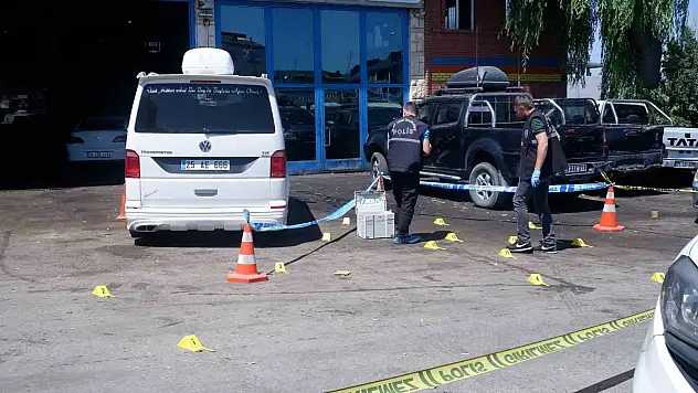 Erzurum'da bir iş yerine kurşun yağdı