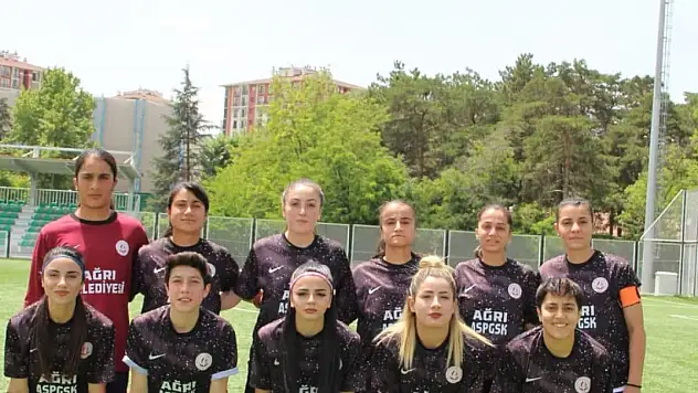 Ağrı'nın altın kızları 2. Lig'de