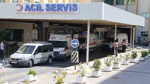 Acil servisler ishal, bulantı ve kusma vakalarıyla dolup taşıyor