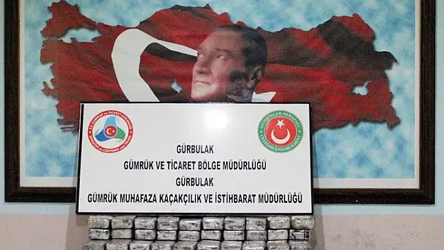 Doğubayazıt'ta 15 milyon değerinde eroin ele geçirildi