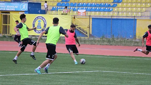 Ağrıspor'da yeni kadro iş başı yaptı