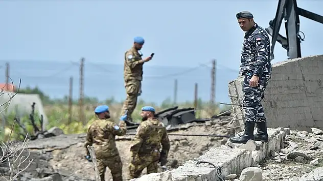 İsrail, Lübnan'ın güneyini hedef aldı: 3 BM barış gücü askeri yaralandı