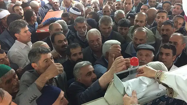 Doğubeyazıt'ta Sakalı-ı Şerif izdihamı