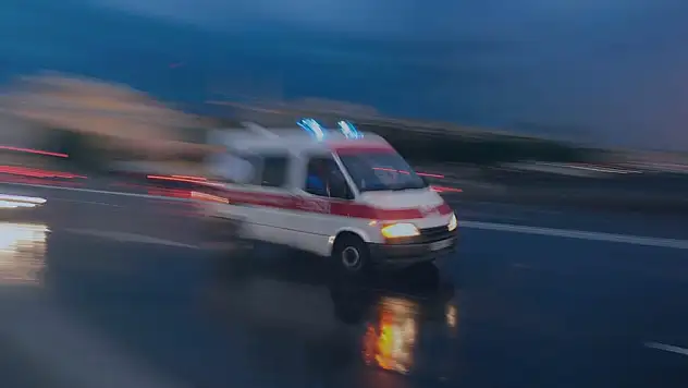 Diyarbakır'da kamyonetin altında kalan çocuk öldü