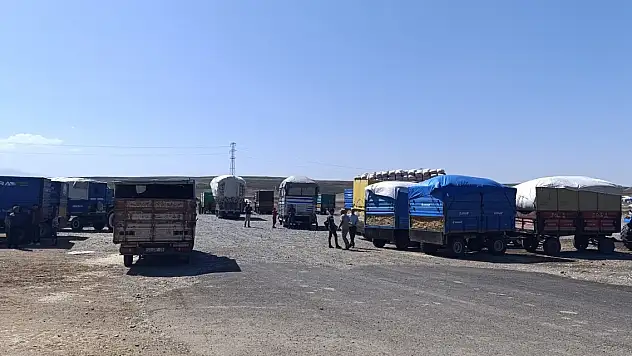 Ağrı Saman Borsası Yeni Yerine Taşındı