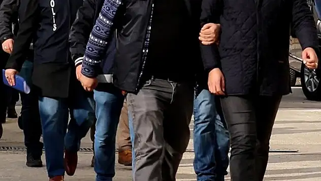 Van'da farklı suçlardan aranan 54 şahıs tutuklandı