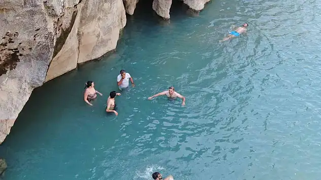 Van'daki Masiro Kanyonu güzelliğiyle göz kamaştırıyor