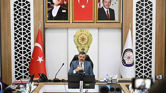 Erzurum Valisi Çiftçi'den düğün konvoyu ve maganda uyarısı