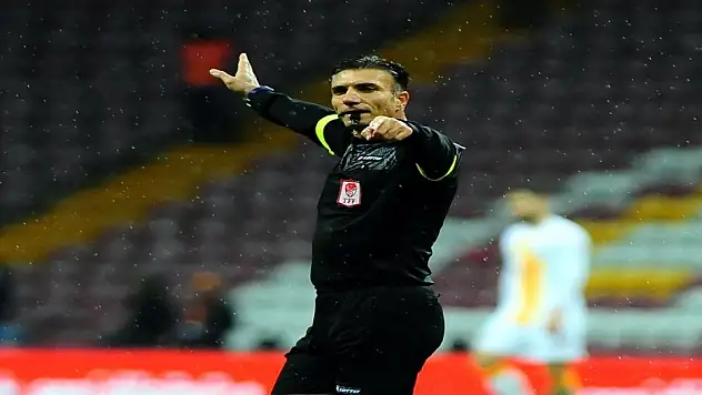 Beklenen maçta VAR Hakemi Özgür Yankaya oldu