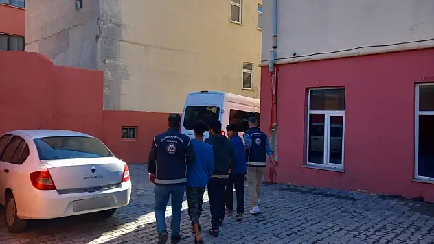 Kars'ta düzensiz göçmene geçit yok