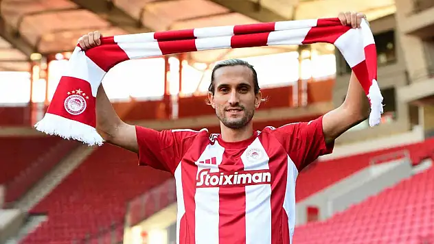 Yusuf Yazıcı, Olympiakos'a transfer oldu