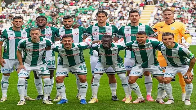 Konyaspor Evinde Eyüpspor ile İlk Yarıyı Golsüz Kapattı