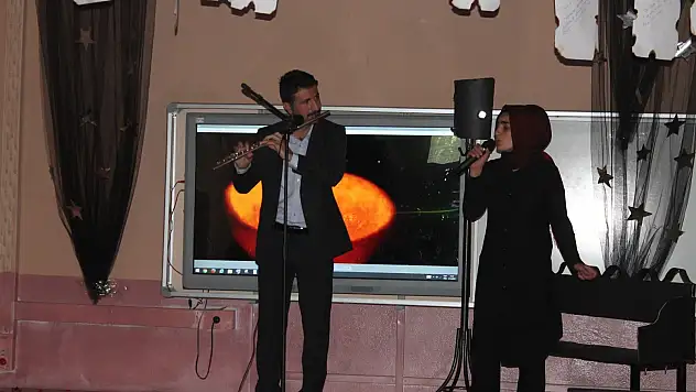 Ağrı'da 'Kütüphane Açılışı ve Şiir Dinletisi'