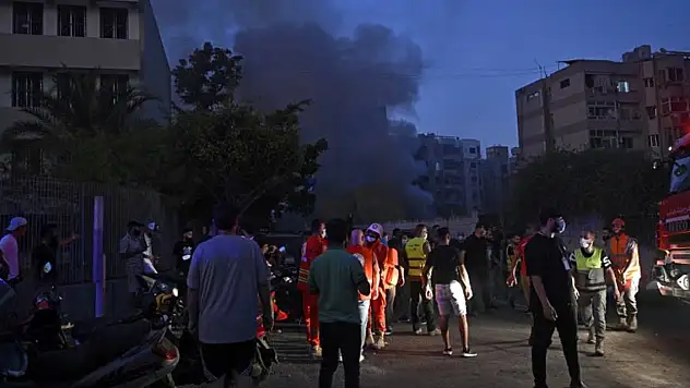 İsrail Lübnan'daki Yoğun Bombardımanını Sürdürüyor