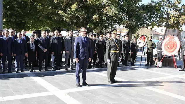 Malazgirt'te Cumhuriyet'in 101. yıl dönümü kutlanıyor