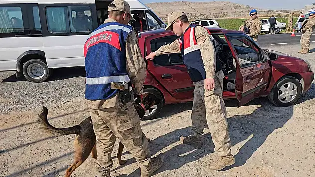 Diyarbakır'da denetiminde 8 asker kaçağı çıktı
