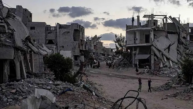 İsrail, Kamal Adwan Hastanesi'ne Ait Tıbbi Malzemeleri Bombaladı