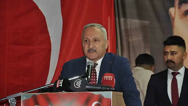 Kars'ta MHP toplantısında terör konuşuldu