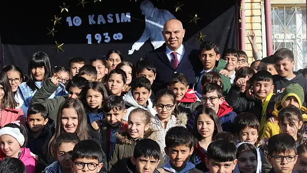 Ağrı'da 10 Kasım Atatürk'ü Anma Programı