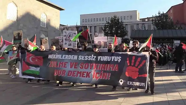 Erzurum'da Sağlık Çalışanları Sessiz Yürüyüşlerine Devam Ediyor
