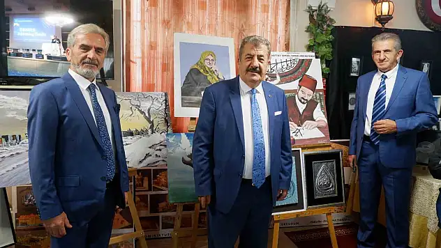 Erzurumlu üç kardeşin sanat sergisi yürekleri ısıttı