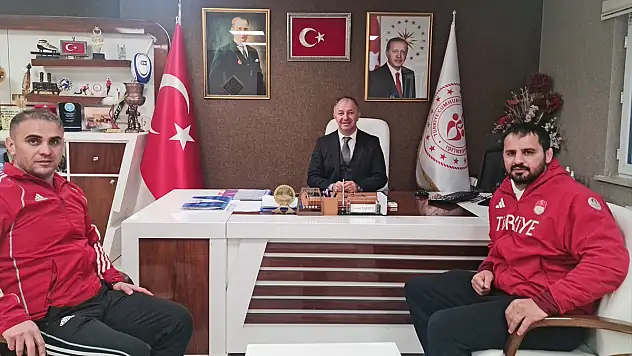 İbrahim Bölükbaşı'ndan, Erzurum Gençlik ve Spor İl Müdürlüğüne ziyaret