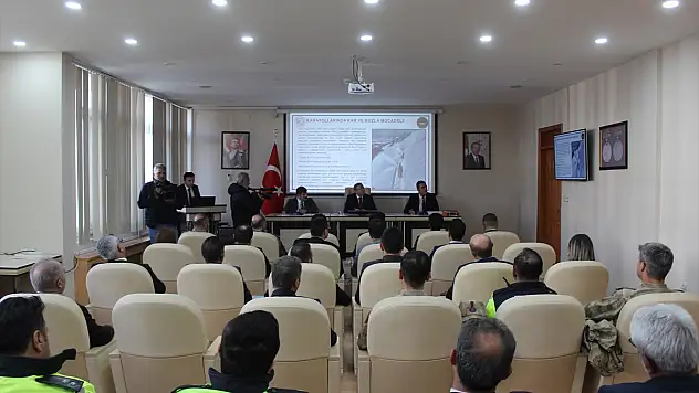 Kars'ta kış tedbirleri toplantısı
