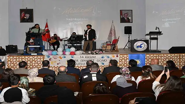 Van'da Diyabetli Çocuklara Sensör Dağıtıldı