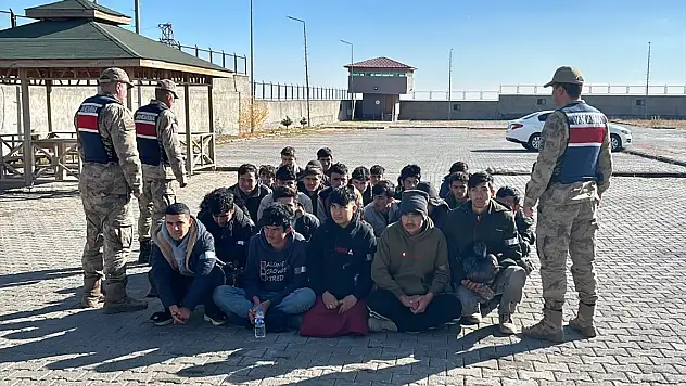 Kars'ta düzensiz göçmenlere geçit yok