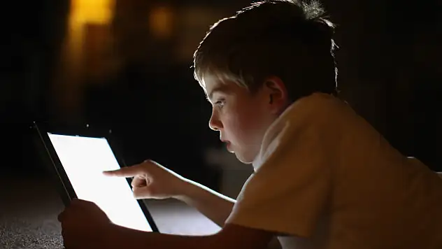 Çocuklarda tablet kullanımına sınır konulmalı