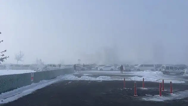 Bitlis'te her taraf buza kesti