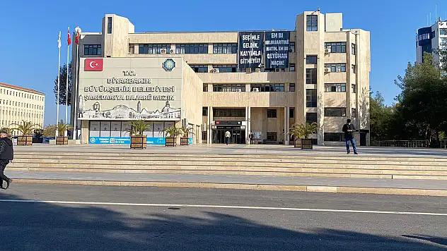 DEM Partili Belediyelerde İşten Çıkarma İddialarına Bakanlık İncelemesi