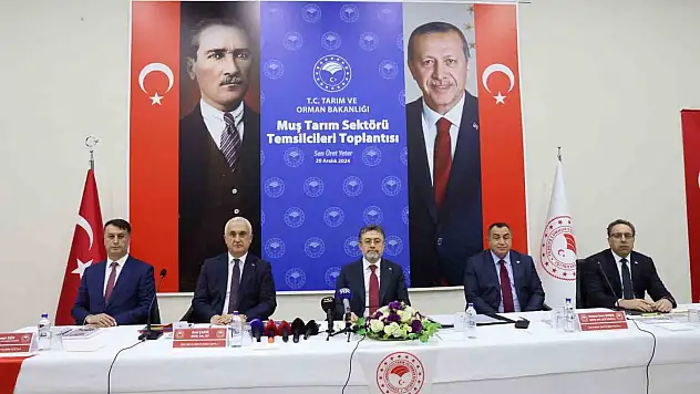 Bakan Yumaklı, Muş'ta destekleme ödemelerinin çiftçilerin hesaplarına aktarıldığını duyurdu