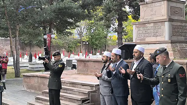 19 Eylül Gaziler Günü Erzurum'da Dualarla Anıldı
