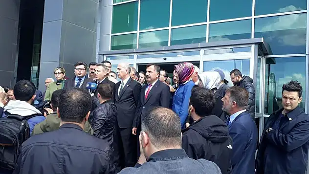 Ağrılılar yeni hastaneye kavuştu