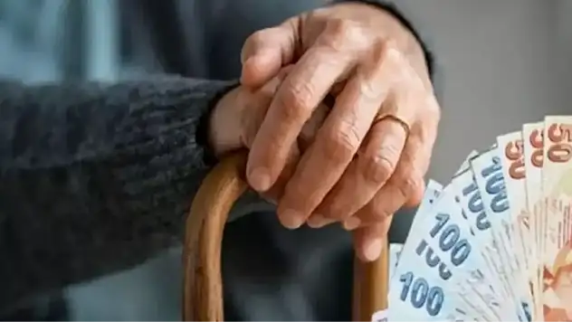 2026 yılında emekli maaşlarına yapılacak zam oranları belirlendi! Emeklileri sevindirecek müjde açıklandı