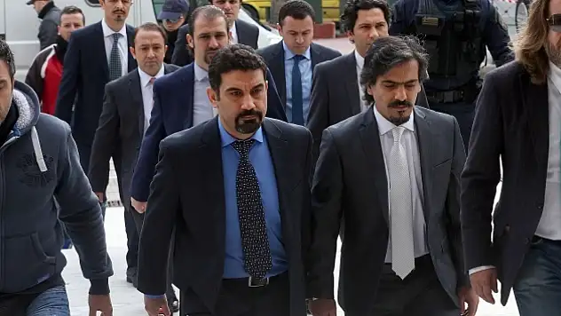 Yunanistan yine rahat durmadı