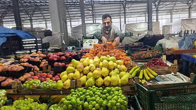 25 yıldır bayram demeden çalışıyor! Tezgâhını bir gün bile kapatmadı