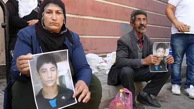 Ağrılı Anne oturma eylemine katıldı