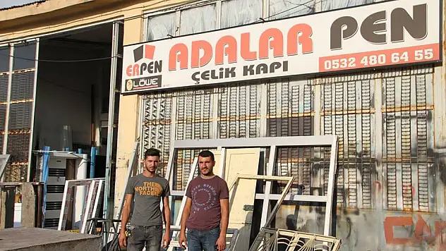 Malazgirt'te Katlanır Cam Balkon Hizmetine İlgi
