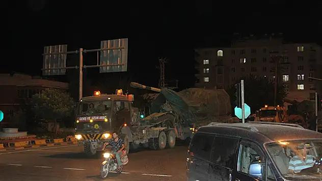 Hatay'a sevkiyat devam ediyor