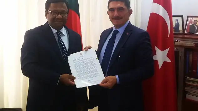 Ekrem Çelebi'den Bangladeş Büyükelçisi'ne 'Barış Pınarı Harekatı' mektubu
