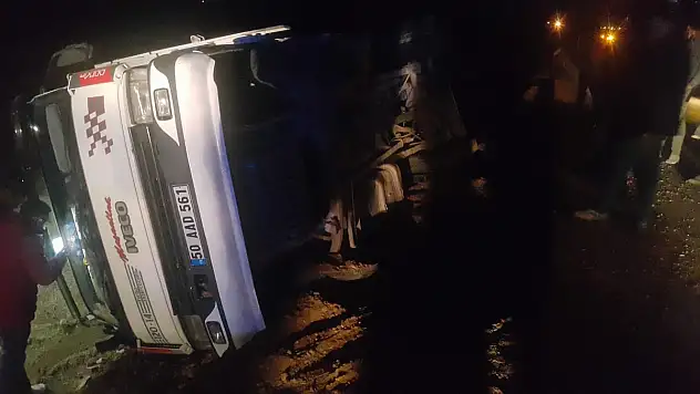 Ağrı'da kaza: 1 ölü, 4 yaralı