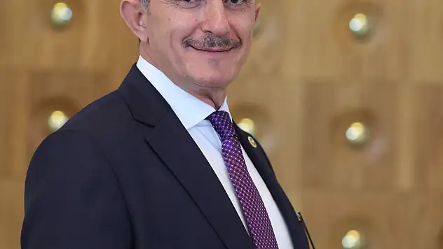 Ağrı'ya sağlık yatırımları hız kesmiyor