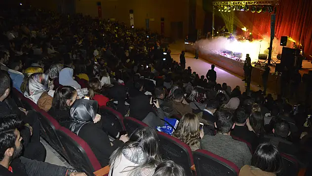 Öğretmenler konserde eğlendi