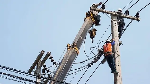 4-5 Mart İzmir'de elektrik kesintisi ne zaman bitecek, elektrikler ne zaman gelecek? İzmir GEDİZ elektrik kesintisi!