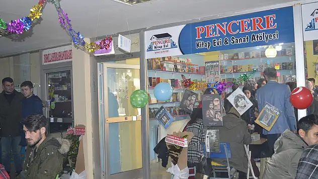 Pencere Kitap Evi ve Sanat Atölyesi Açıldı